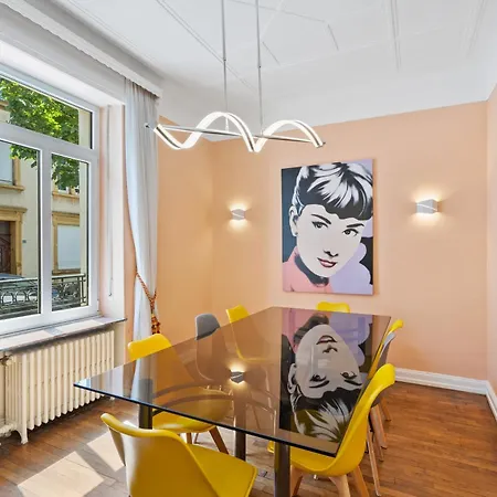 Charming 3-br Townhome Near Center Appartement Luxembourg